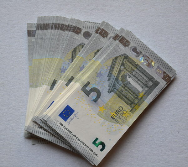 Euro €5 Bills