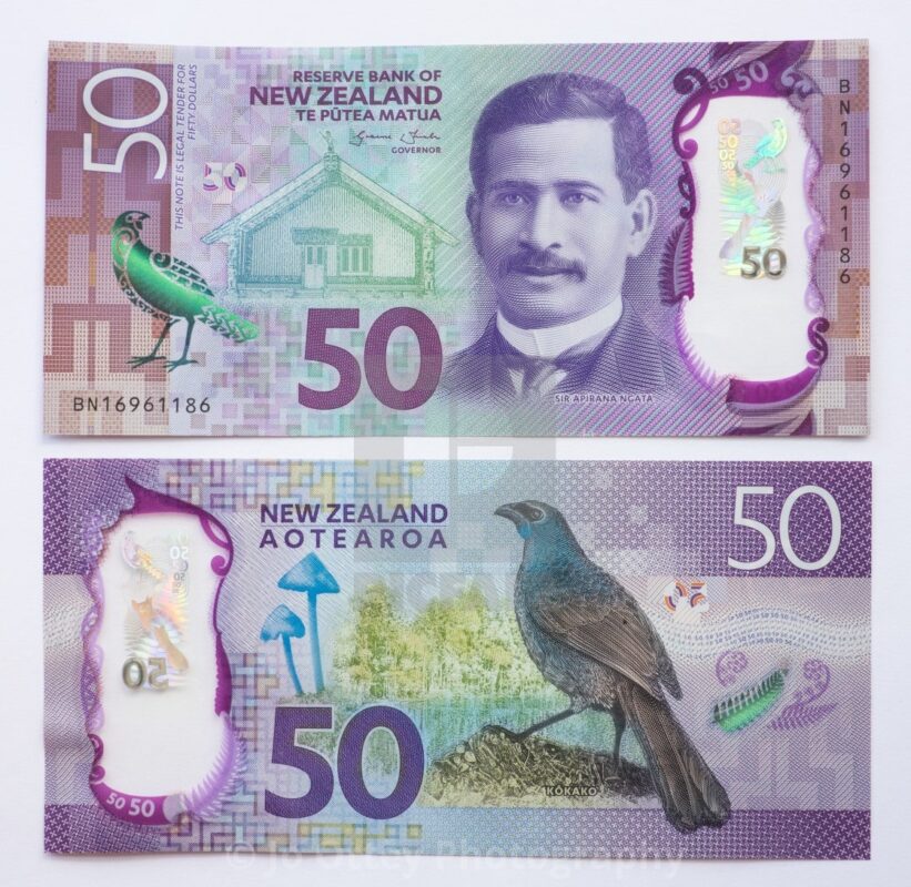 New Zealand Dollar (NZD) 50dollor Bills